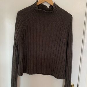 Ribber Turtle Neck Sweater
